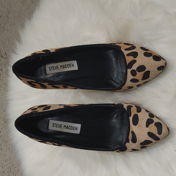 Steve Madden Leopard Animal Heels 6 - Picture 2 of 4
